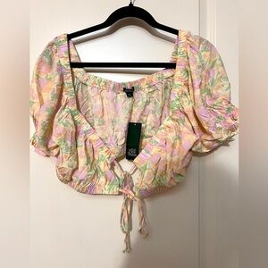 Floral crop top , wild fable size large (NWT)